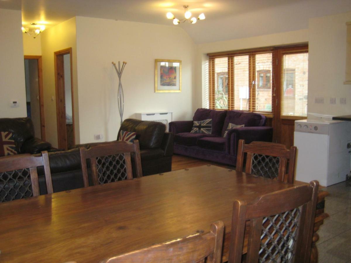 Woodlands Holiday Homes South Clifton Extérieur photo