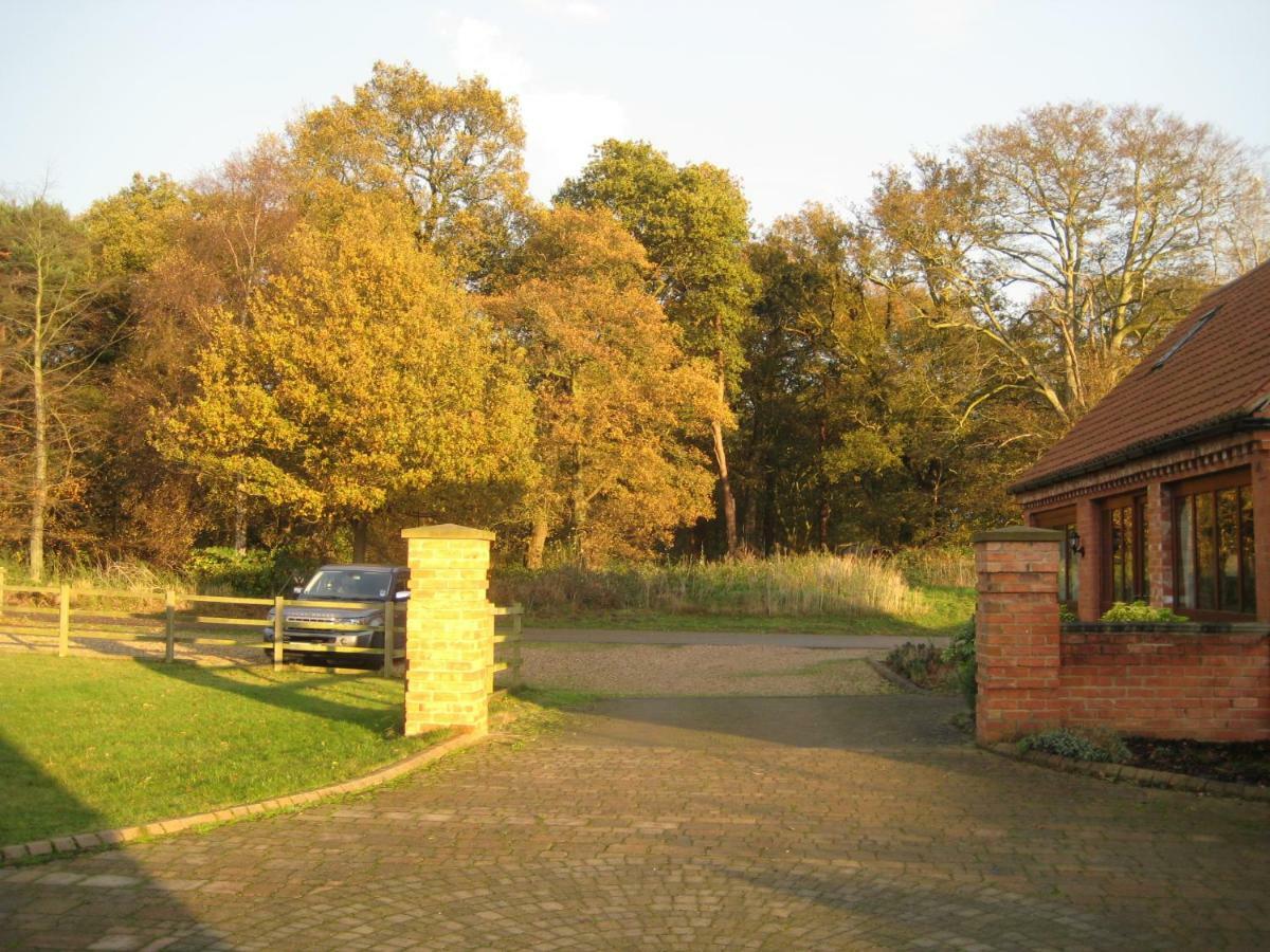 Woodlands Holiday Homes South Clifton Extérieur photo